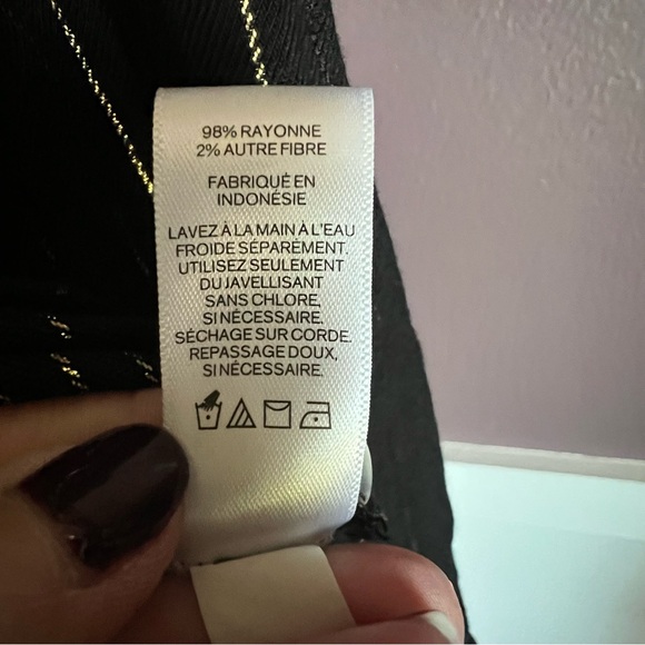 Express Black and Gold Women's Top - Picture 8 of 13